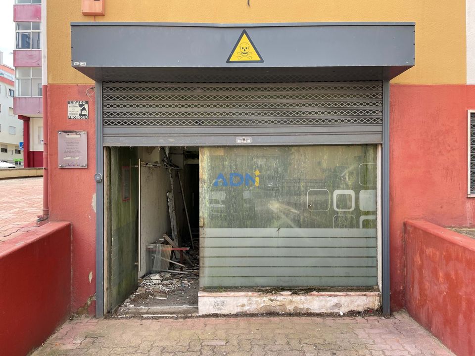 Erhvervsejendom i Amora, Setubal - foto 1