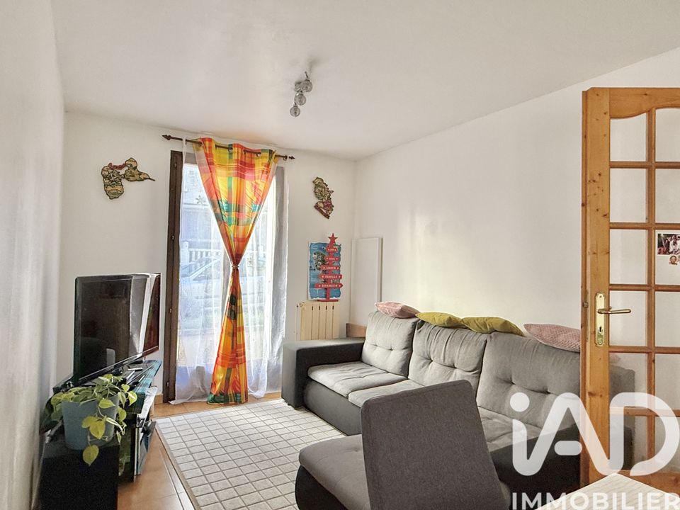 Lejlighed i Viry-Châtillon, Essonne - foto 1