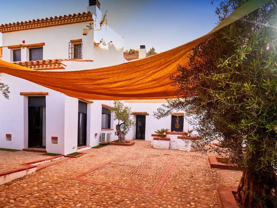 Cave house i Cortes De Baza, Granada - foto 1