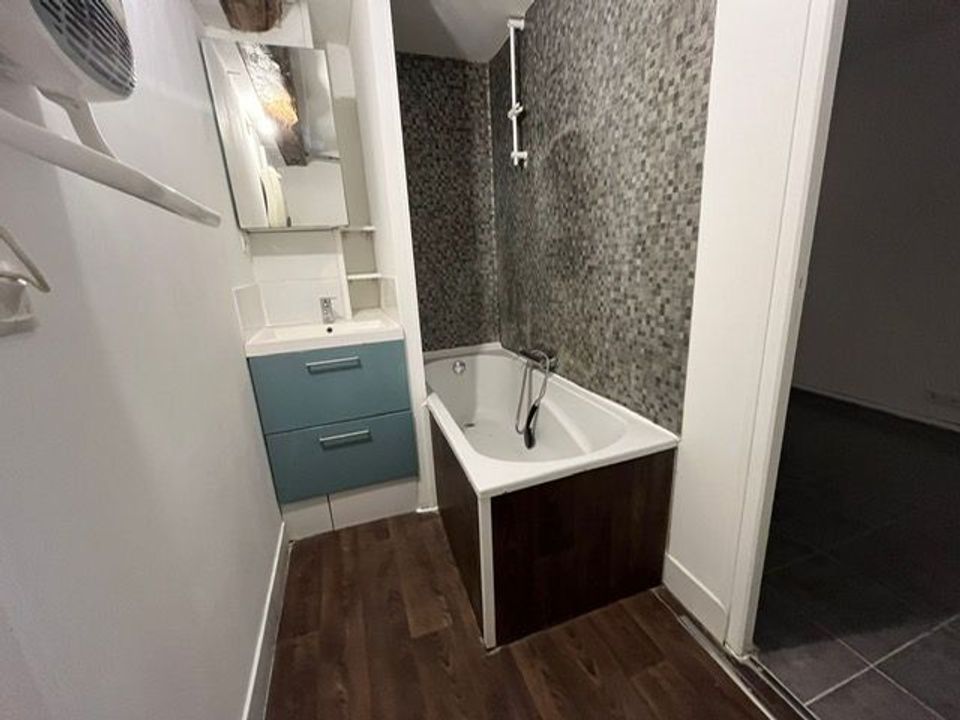 Apartment in Janville, Oise - photo 5