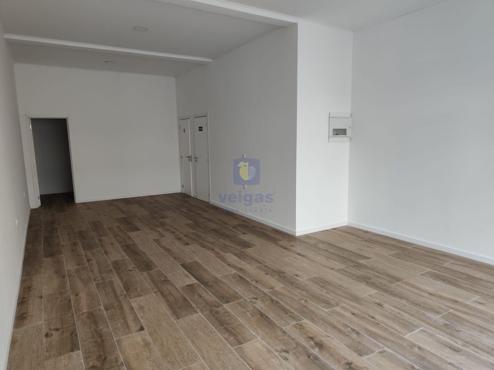 Erhvervsejendom i Baixa da Banheira, Setubal - foto 3