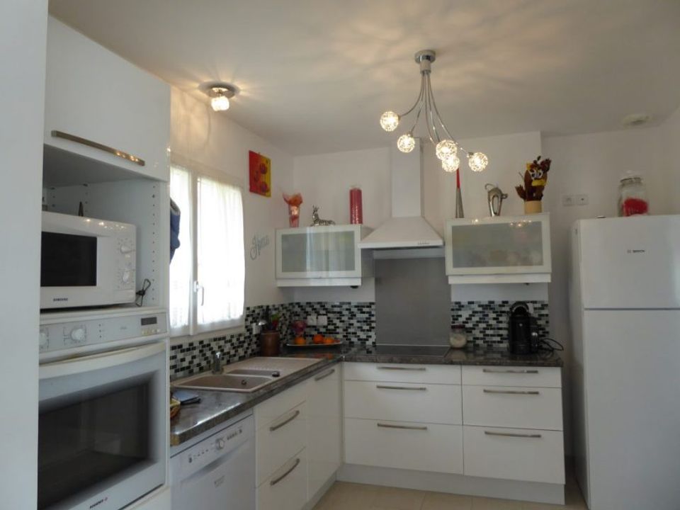 Villa in Meschers-sur-Gironde, Charente-Maritime - photo 4