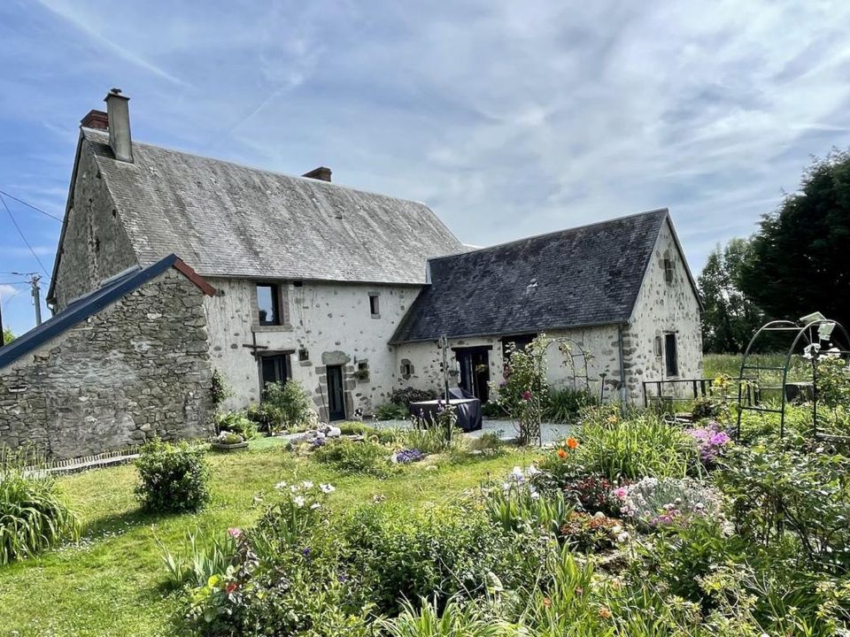 Villa a Saint-Agnant-de-Versillat, Creuse - foto 2