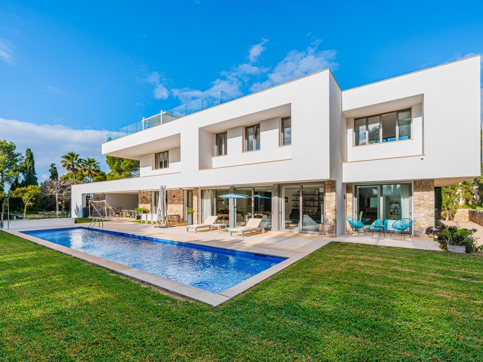 Villa i Nova Santa Ponsa, Mallorca - foto 1