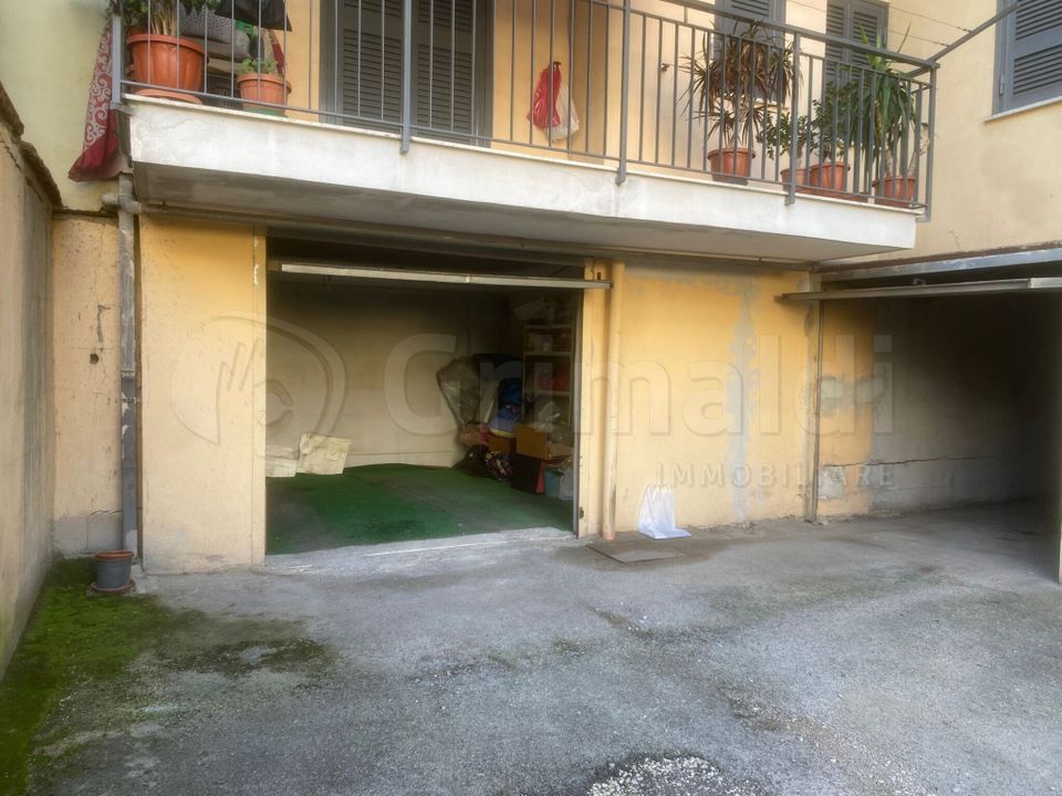 Garage Giugliano in Campania, Naples - foto 5
