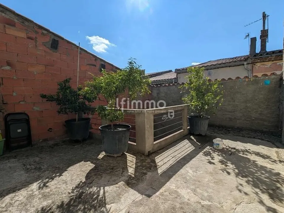 Villa in Pieusse, Aude - photo 1