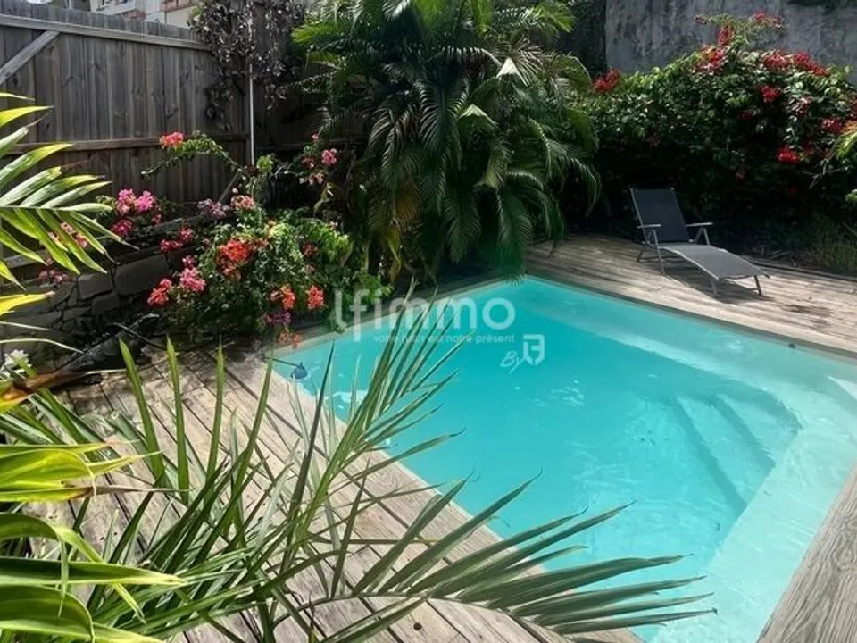 Villa i Les Trois-Ilets, Martinique - foto 1