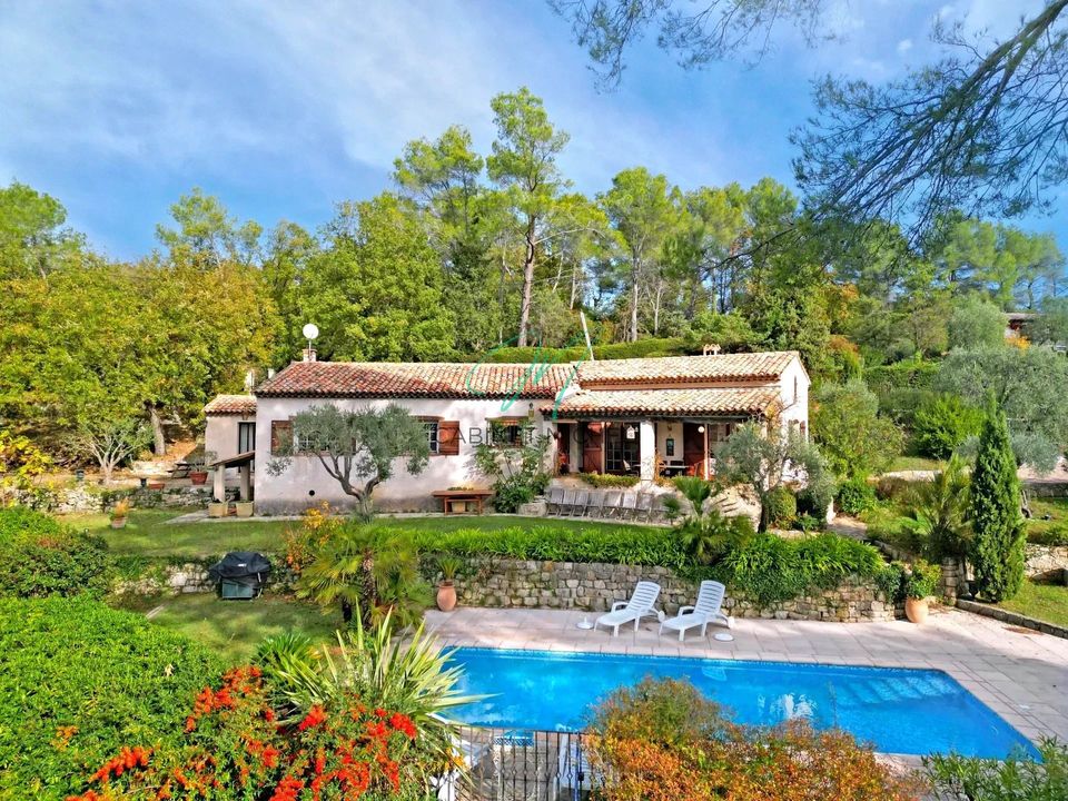 Villa i Le Rouret, Alpes-Maritimes - foto 1
