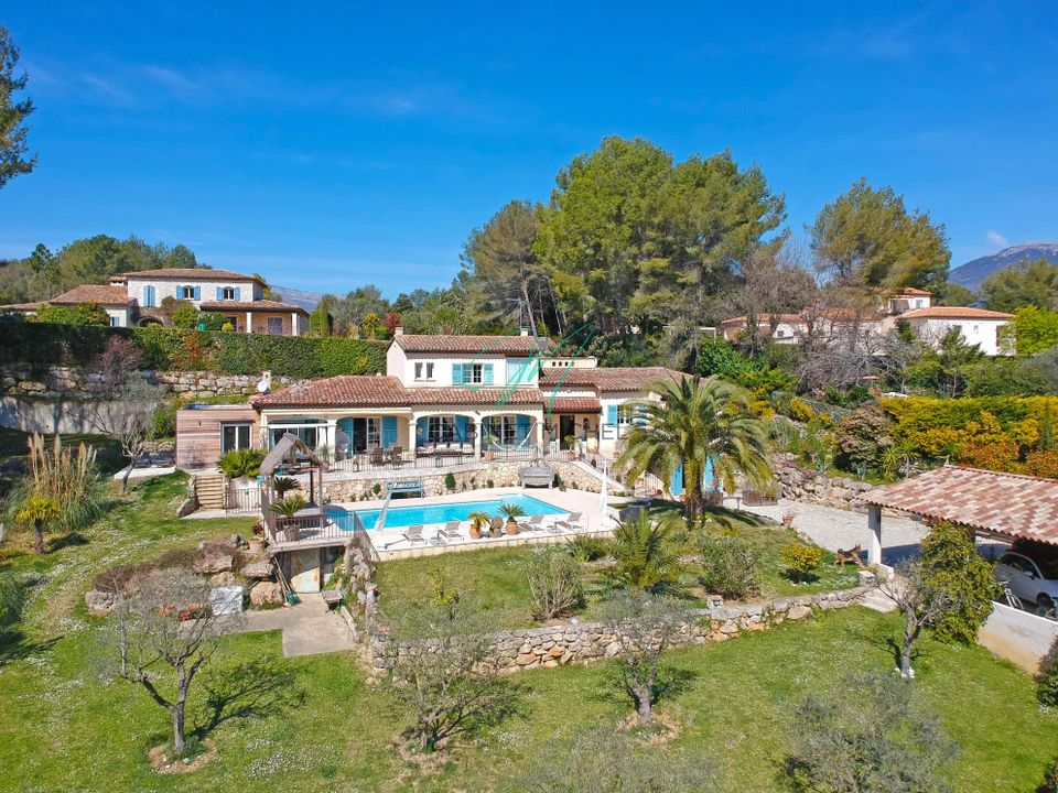 Villa i Le Rouret, Alpes-Maritimes - foto 2