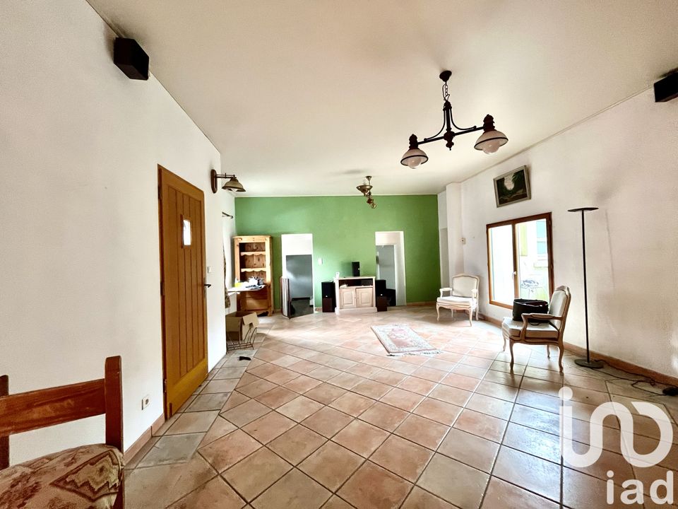 Casa de pueblo en Guingamp, Cotes-d'Armor - foto 2