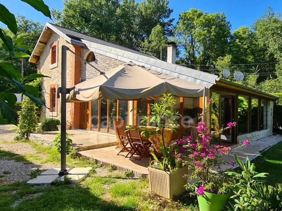 Villa in Etampes, Essonne - photo 1