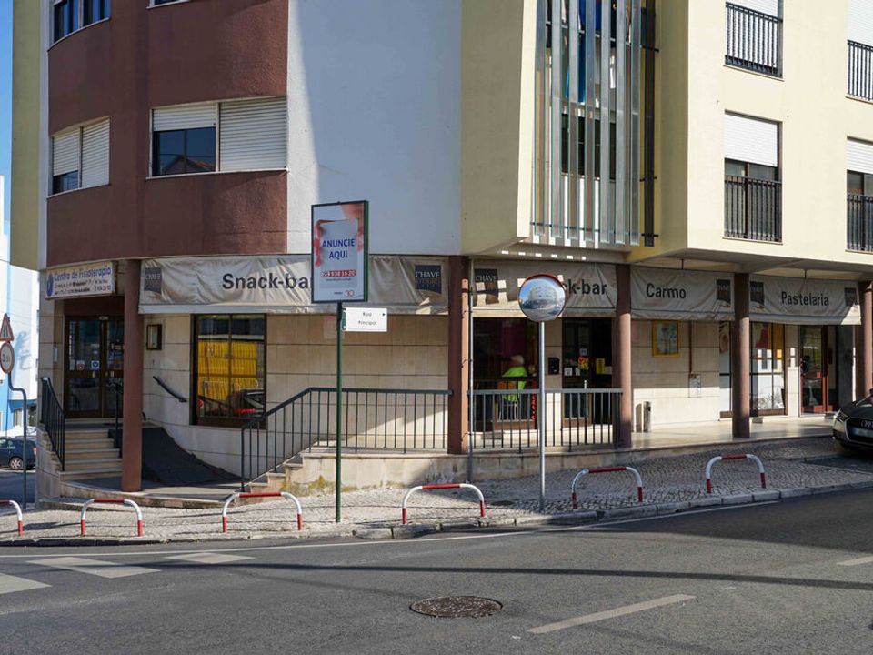 Erhvervsejendom i Odivelas, Lisbon - foto 4