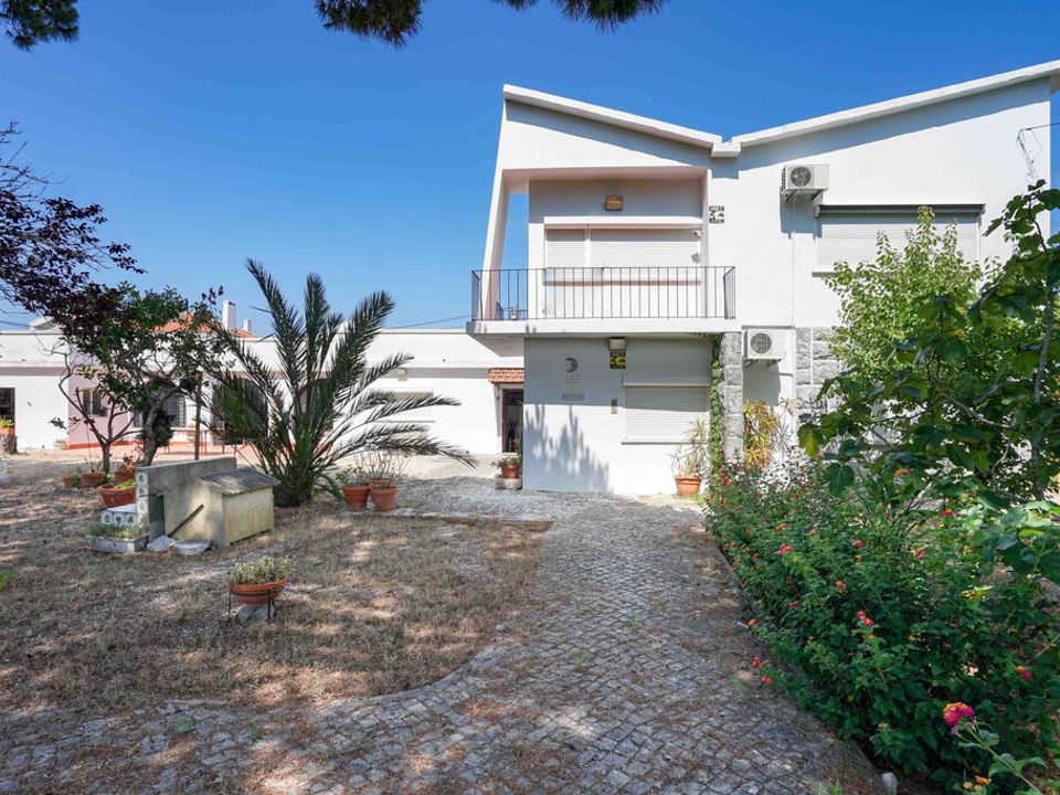 Byhus i Almada, Setubal - foto 3