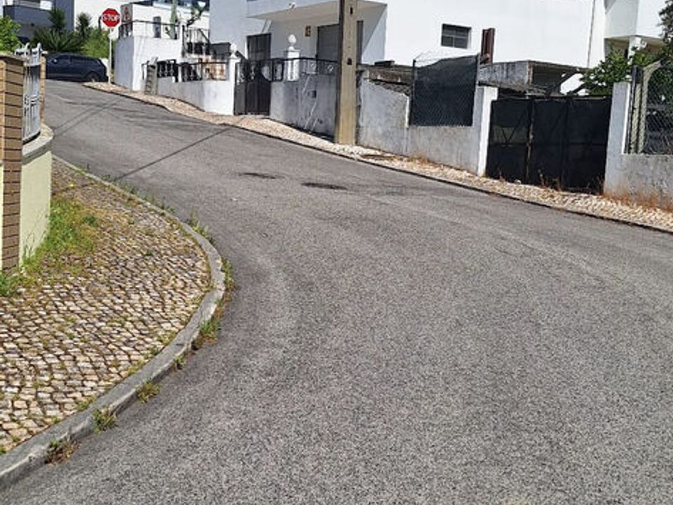 Helårsgrund i Loures, Lisbon - foto 3