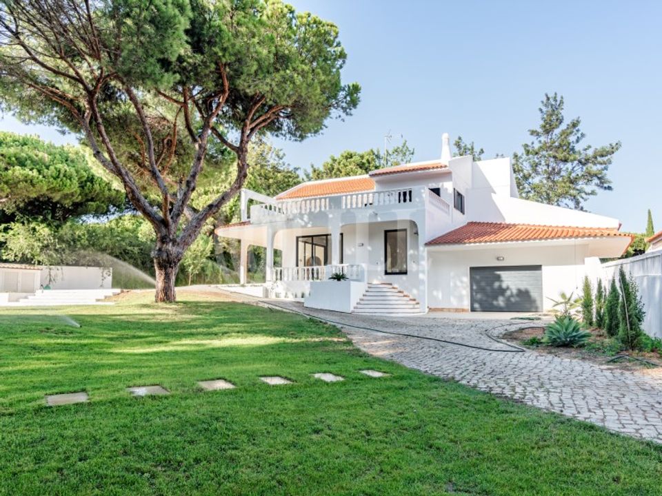 Villa a Almancil, Faro - foto 1