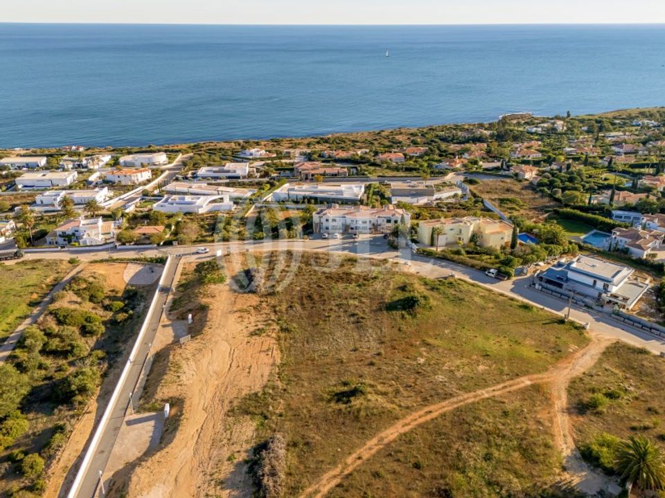 Helårsgrund i Luz, Faro - foto 1