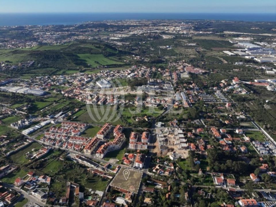 Helårsgrund i Rio de Mouro-Estacao, Lisbon - foto 5