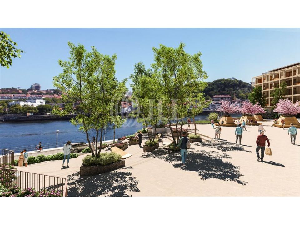 Erhvervsejendom i Santa Marinha do Zezere, Porto - foto 3