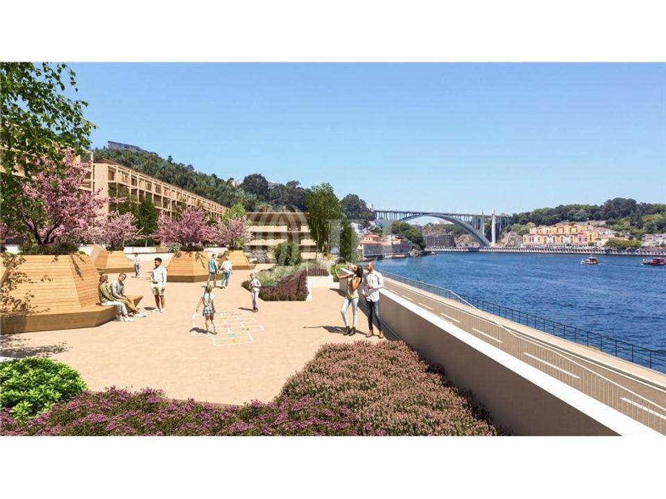 Erhvervsejendom i Santa Marinha do Zezere, Porto - foto 4