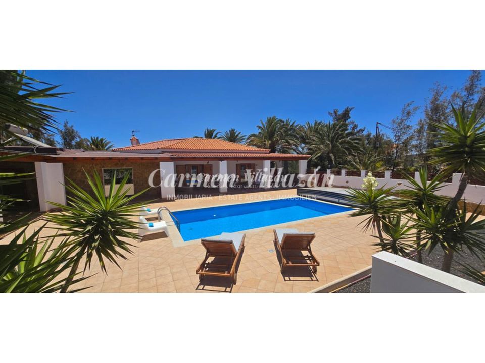 Villa em Triquivijate, Fuerteventura - foto 1