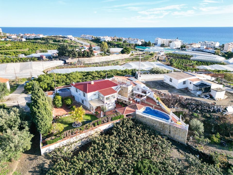 Villa i Torrox, Malaga - foto 1