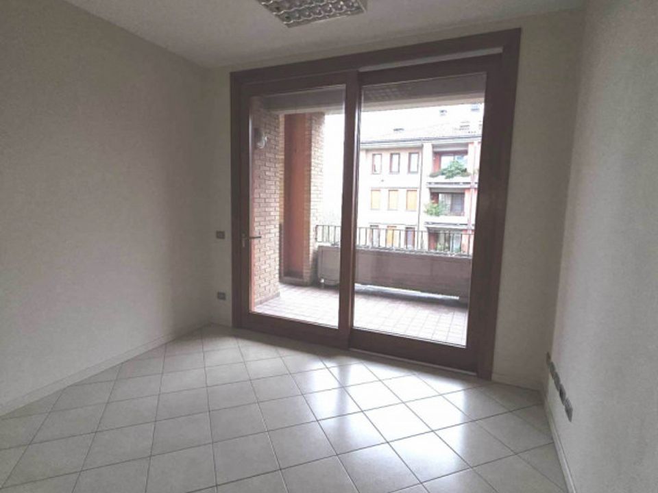 Erhvervsejendom i Parma, Parma - foto 2