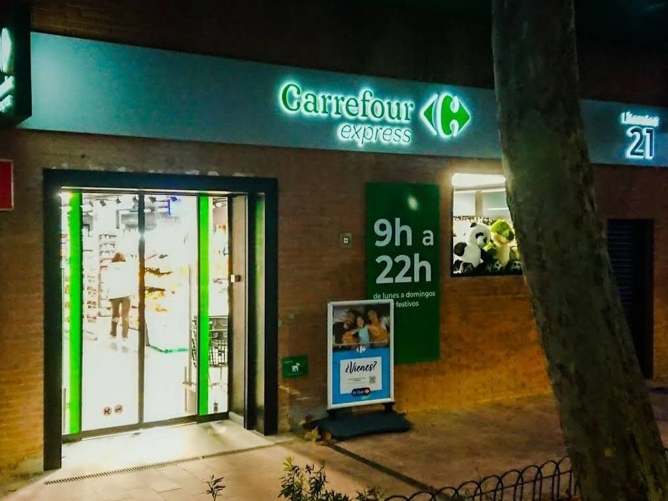 Erhvervsejendom i Tres Cantos, Madrid - foto 2