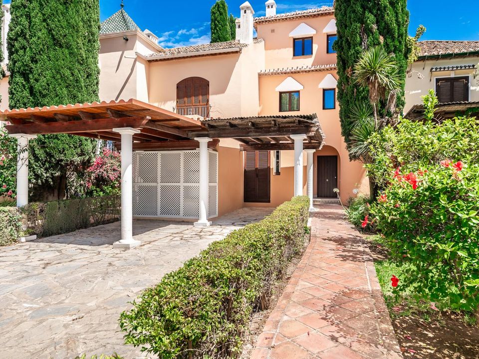 Villa i Estepona, Malaga - foto 1