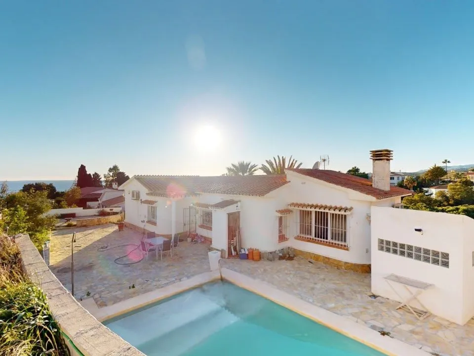 Villa i Benajarafe, Malaga - foto 1