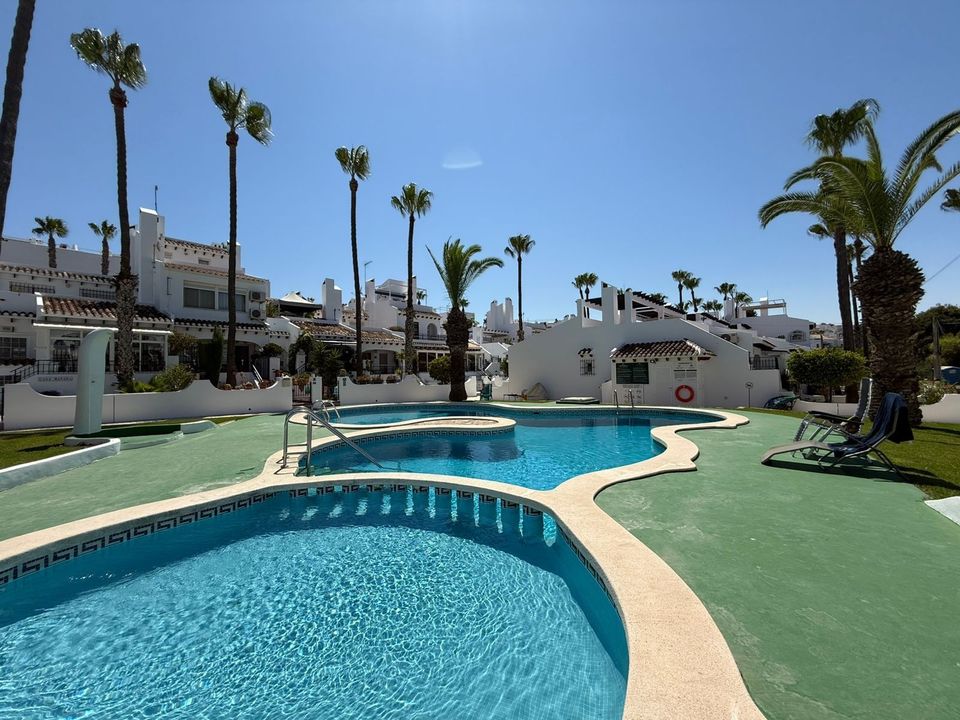 Lejlighed i Villamartin, Alicante - foto 2
