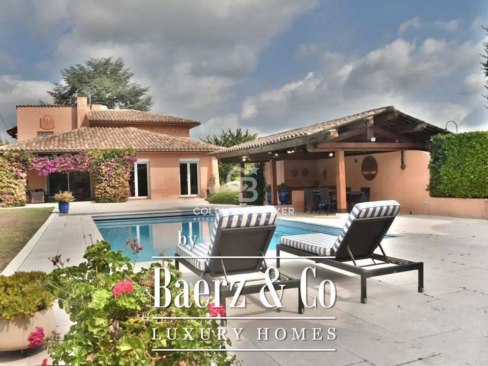 Villa i Valbonne, Alpes-Maritimes - foto 1