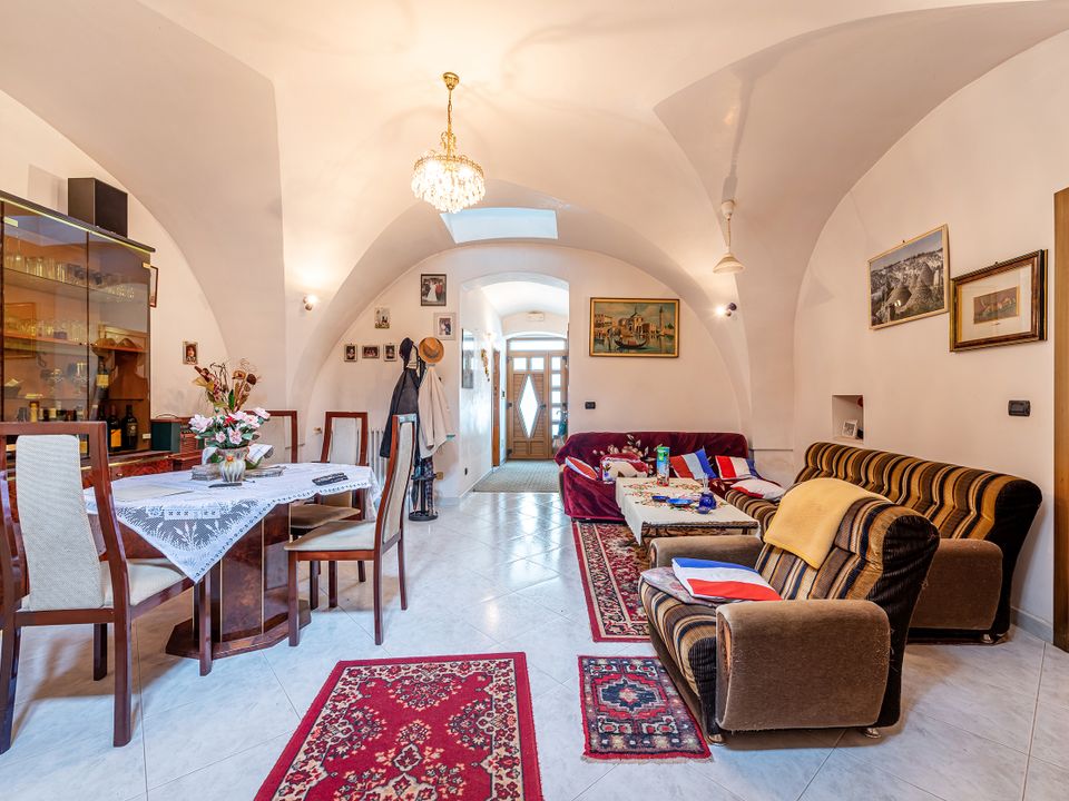 Byhus i Alberobello, Bari - foto 1