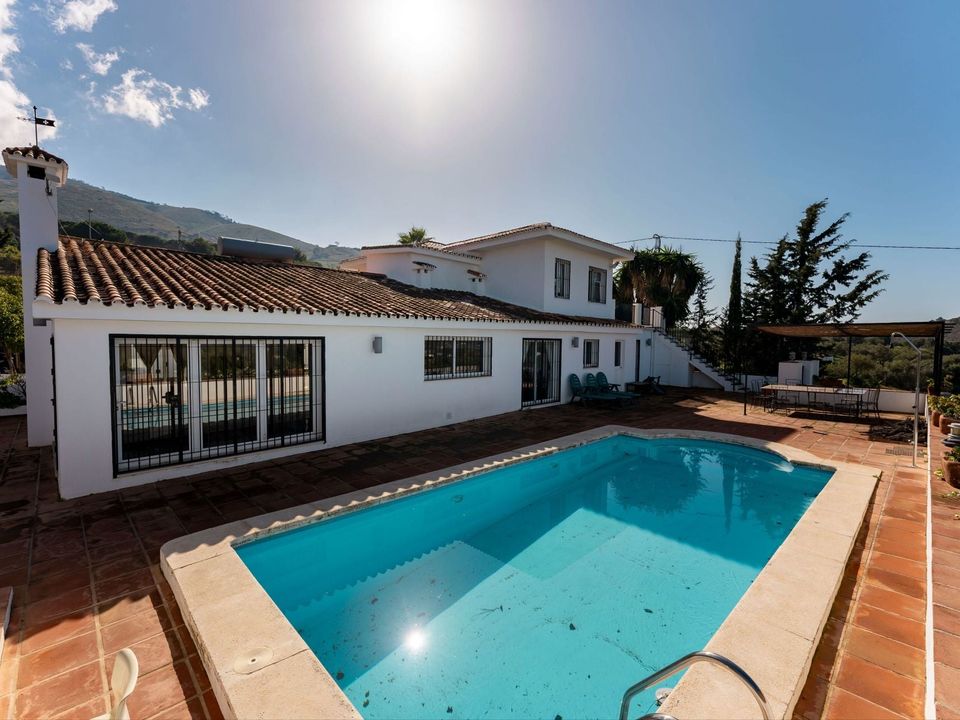 Finca i Alhaurin El Grande, Malaga - foto 1