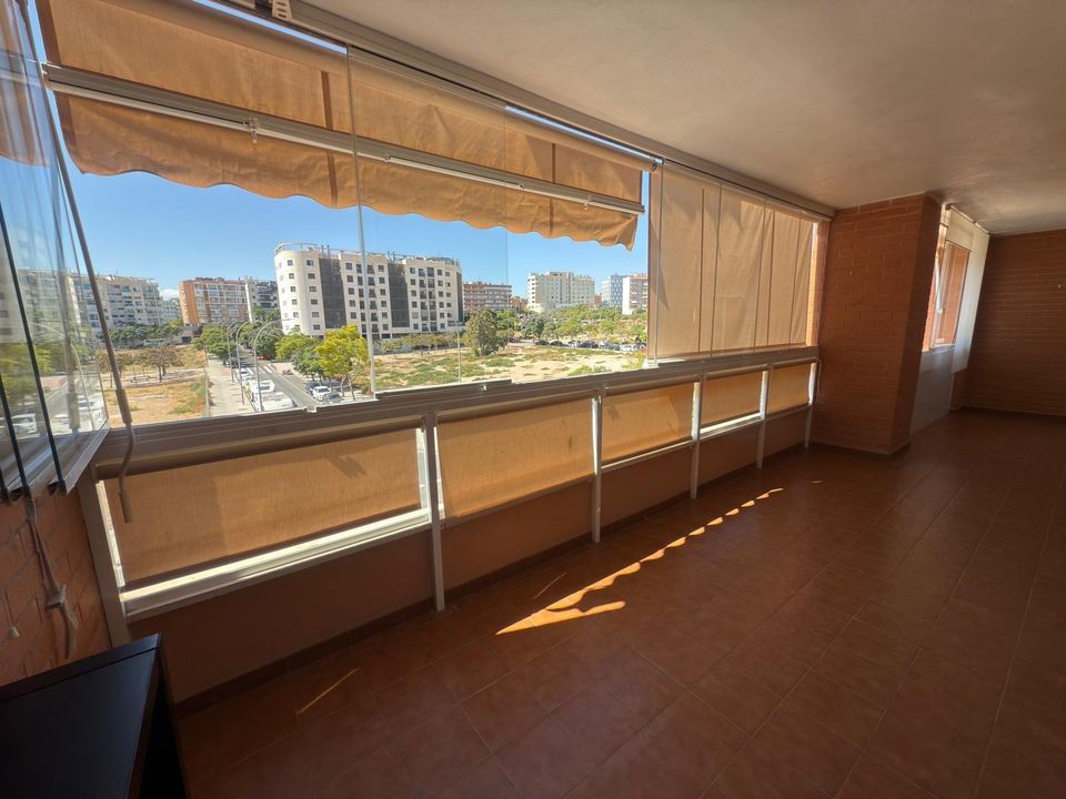 Lejlighed i Alicante, Alicante - foto 1