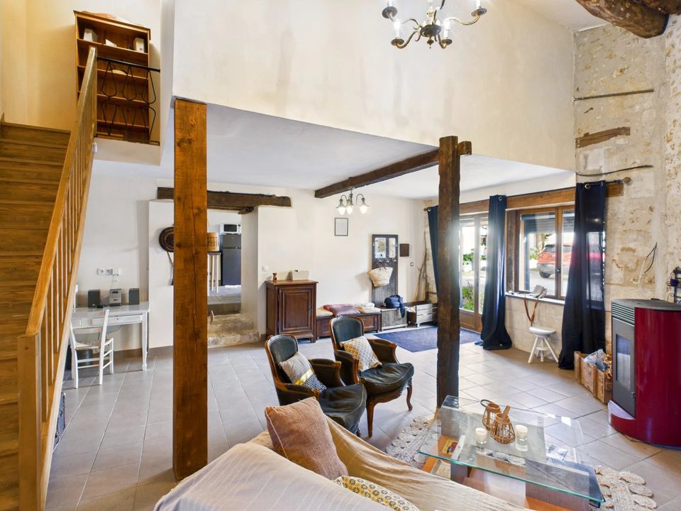 Landsbyhus i Aubeterre-sur-Dronne, Charente - foto 3
