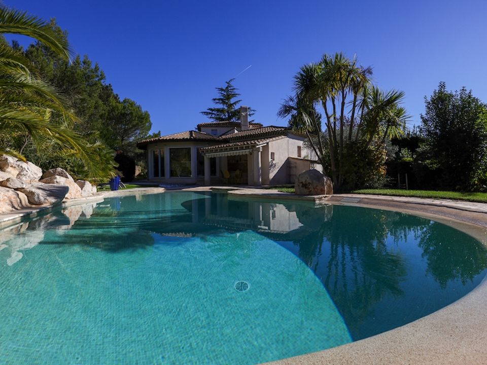 Villa i Meyreuil, Bouches-du-Rhone - foto 1