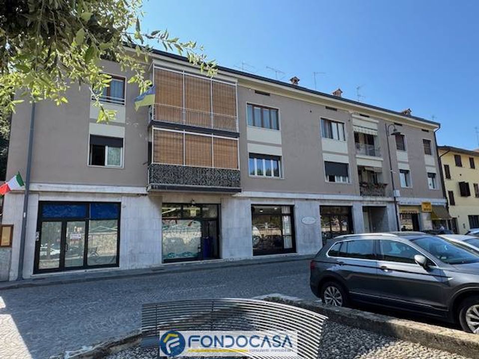 Erhvervsejendom i Capriolo, Brescia - foto 1