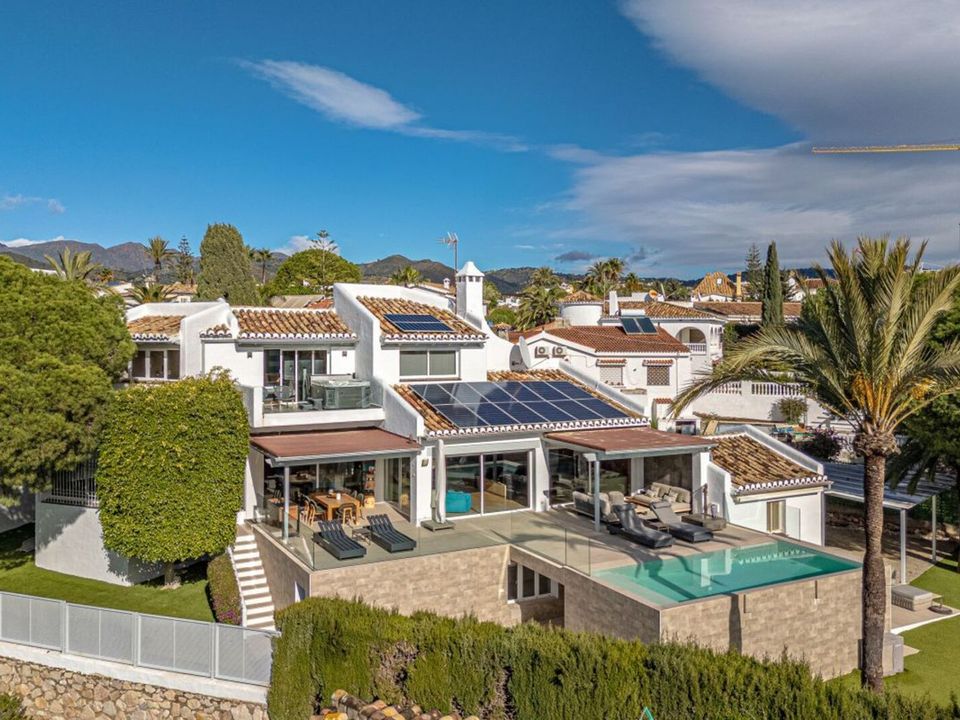 Villa i Las Chapas, Malaga - foto 2