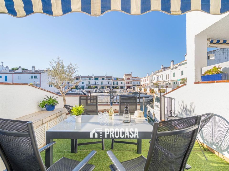 Villa i Empuriabrava, Gerona - foto 1