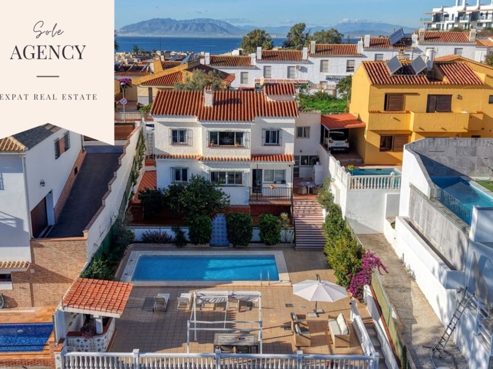 Villa i Rincon De La Victoria, Malaga - foto 1