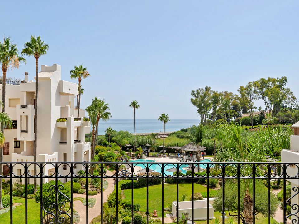 Apartamento en Estepona, Malaga - foto 2