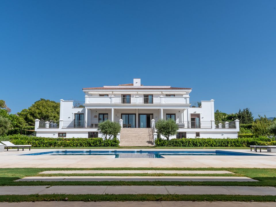 Villa i Guadalmina, Malaga - foto 1