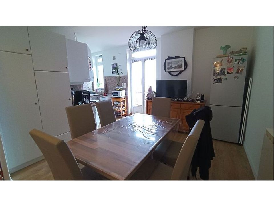 Lejlighed i Montrond-les-Bains, Loire - foto 1