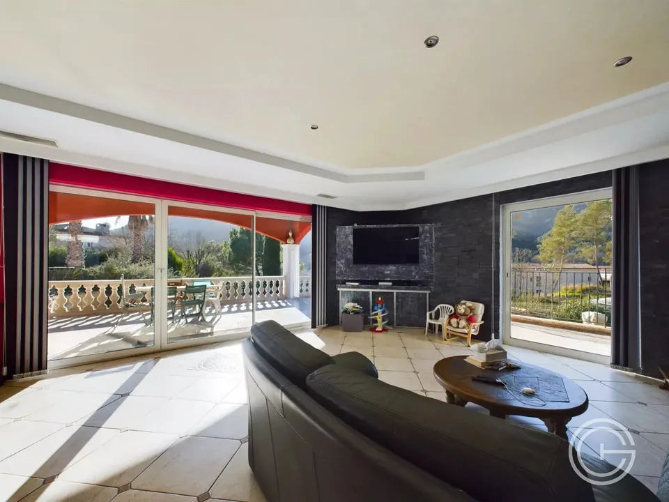 Villa in Contes, Alpes-Maritimes - foto 4