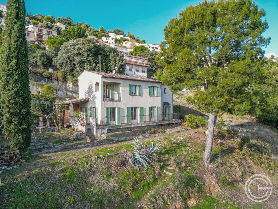 Villa i Saint-Laurent-du-Var, Alpes-Maritimes - foto 1