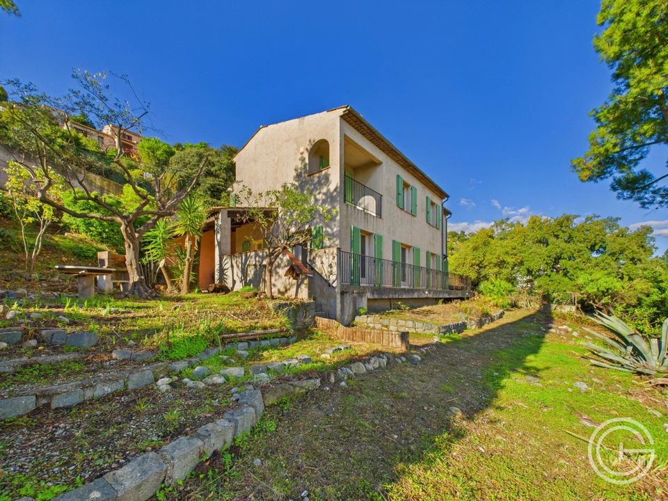 Villa i Saint-Laurent-du-Var, Alpes-Maritimes - foto 2