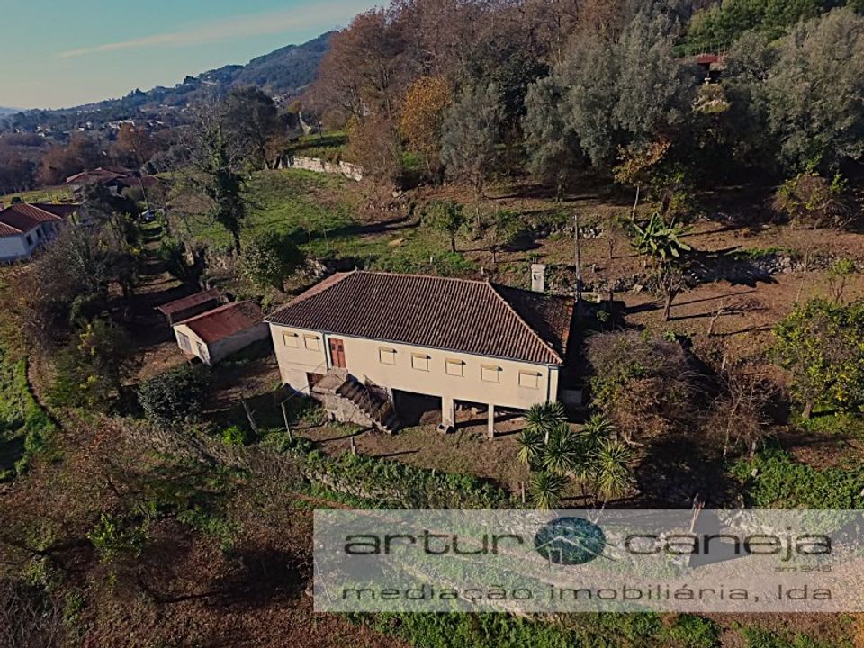 Farm i Arcos de Valdevez, Viana do Castelo - foto 1