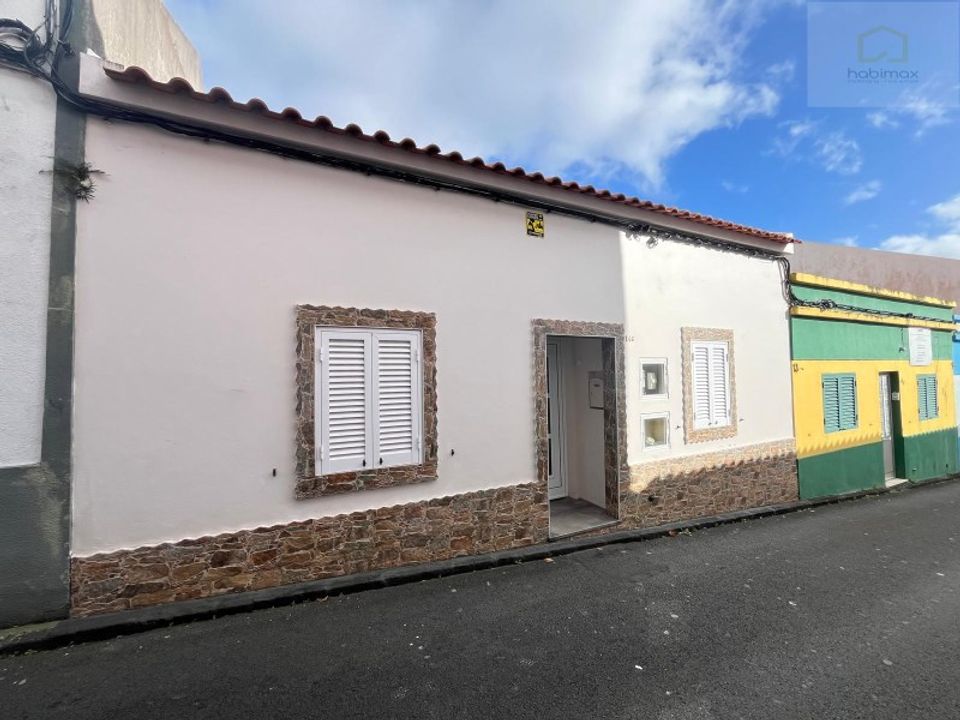 Villa i Ponta Delgada, Sao Miguel - foto 1