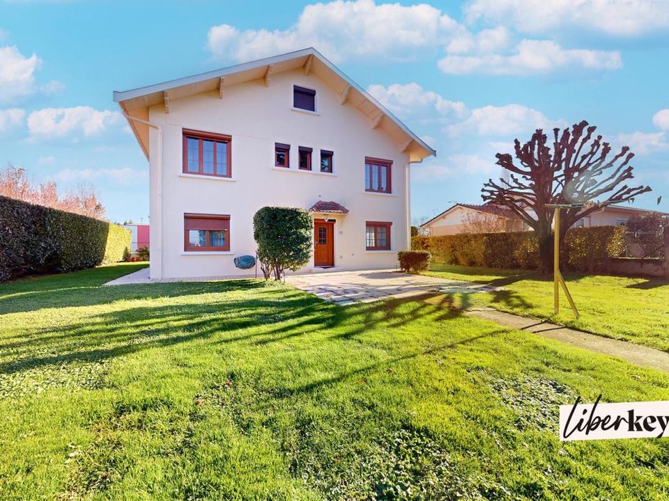 Villa i Pusignan, Rhone - foto 1