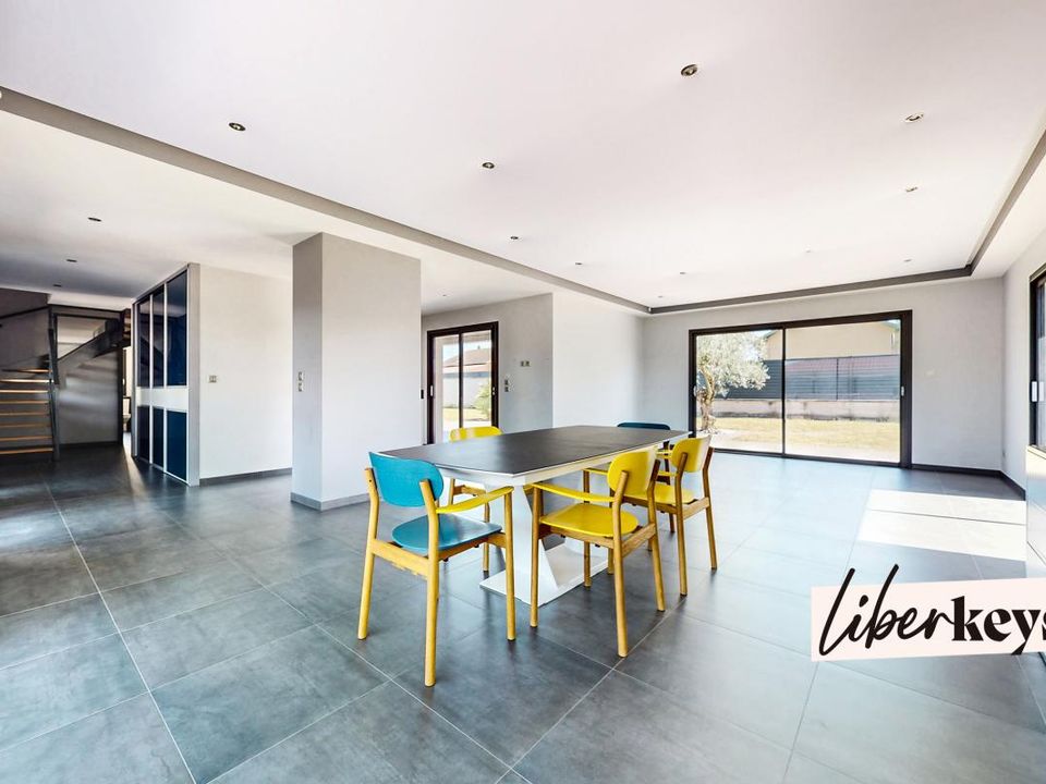Villa i Saint-Romain-De-Jalionas, Isere - foto 1